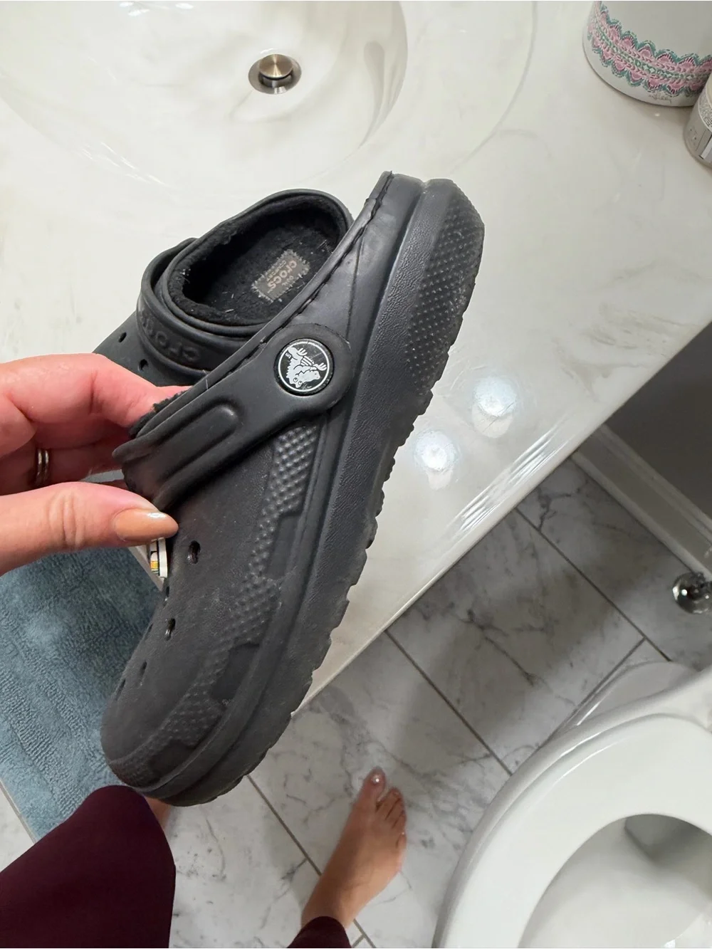 CROCS Kids Black Fuzzy-Lined Clogs